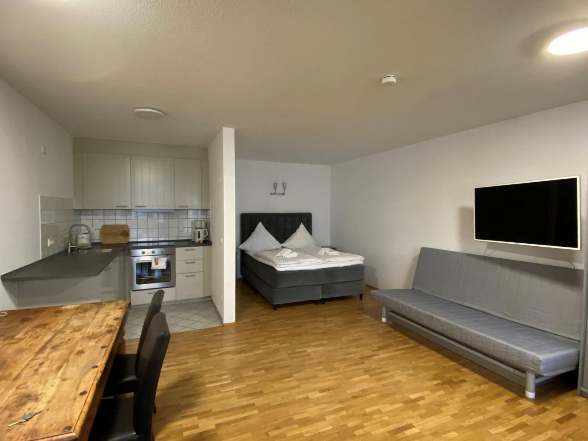 Avalon Bed & Breakfast Themen/- Nichtraucherhotel Hannover Esterno foto