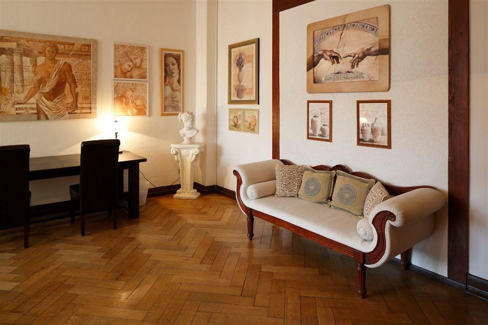 Avalon Bed & Breakfast Themen/- Nichtraucherhotel Hannover Esterno foto